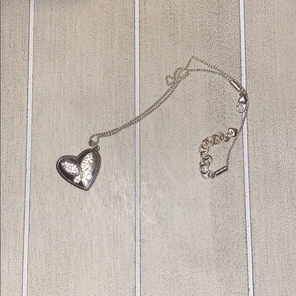 2 Necklaces in 1 Brighton Interchangeable Necklace - Picture 3 of 6